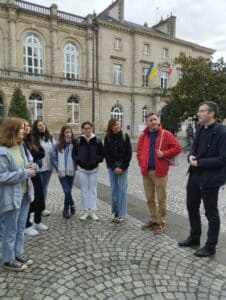 179e9ecd d3e8 432f 9b69 5db79362ddfe - Mention Événement Espaces Événementiels et Volumes de Communication