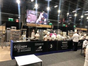 IMG 8807 - Mention Événement Espaces Événementiels et Volumes de Communication