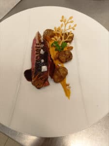 processed CAFAFA68 EF54 421D B8D0 AD0ACEAA77FF - Mention Événement Espaces Événementiels et Volumes de Communication