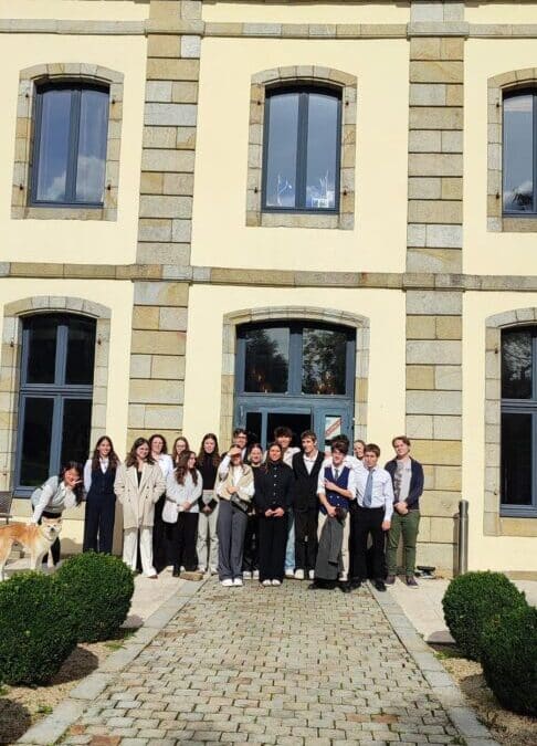 Les MAN en visite au Manoir des Indes