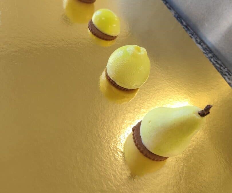 Citron, poire et illusion : un atelier créatif haut en précision !