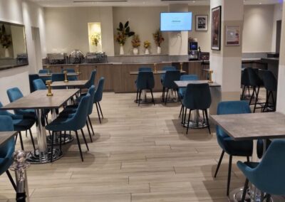 1000027748 - Journée parisienne sous le signe de la gastronomie, du prestige et de la cohésion