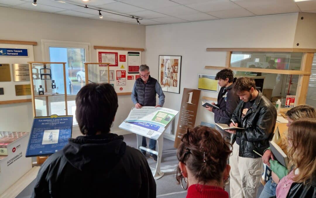 Les étudiants du DNMADe Graphisme en visite chez SIGMA SYSTEMS