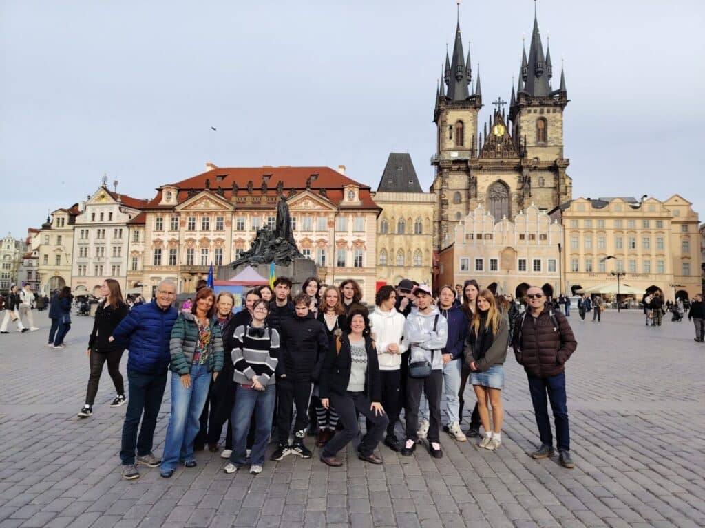 6825 - Accueil Mobilité de groupe ERASMUS à Prague pour les 2e année de CAP Cuisine