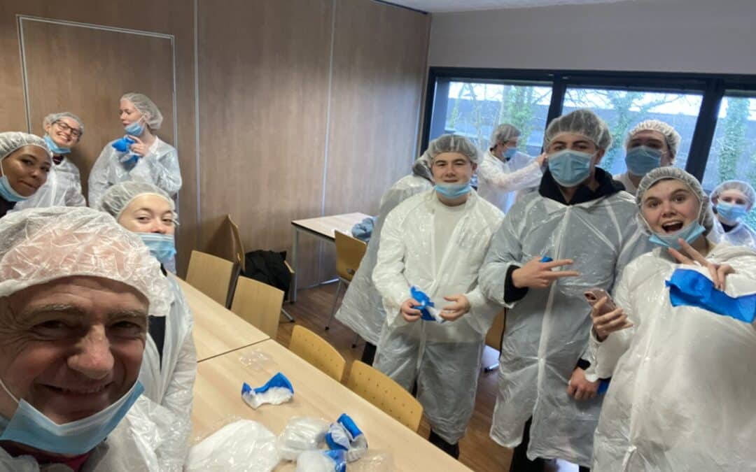 Les Terminales STHR visitent la cuisine centrale de Quimper