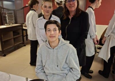 pro lKheuYaU - Dîner des parents de la classe de 1ère STHR