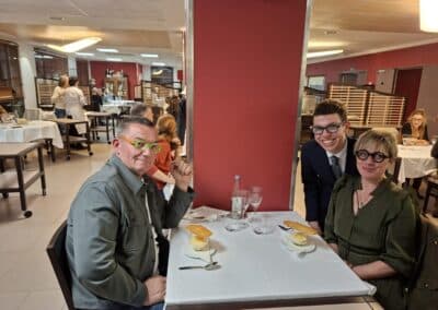 pro mCmcvwK8 - Dîner des parents de la classe de 1ère STHR