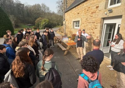 processed EA811AE1 5AC9 4FA8 9990 AC0A56A22860 - Au cœur du moulin : une matinée riche en découvertes pour les élèves