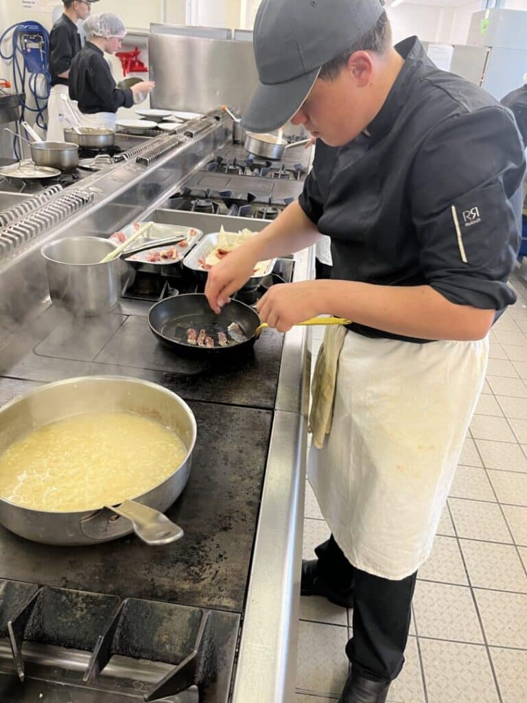 IMG 0193 - Accueil Les élèves de seconde STHR du Paraclet relèvent une battle culinaire aux saveurs italiennes